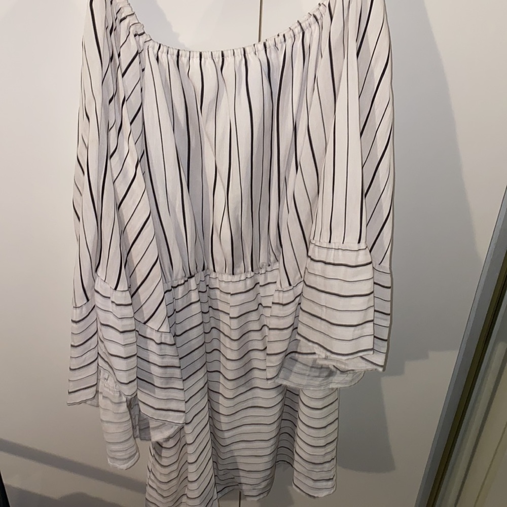Cute little white and black straight off the shoulder bell sleeve dress